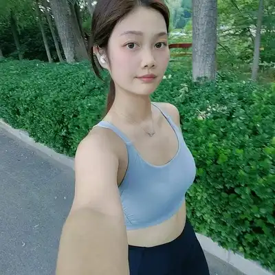 阎美博